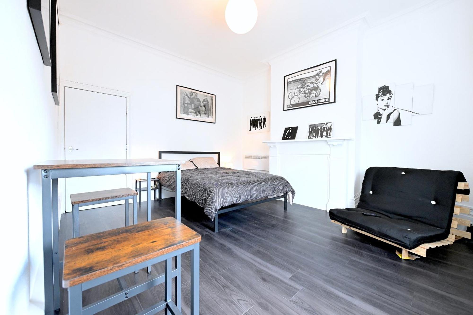 3 Apartament *
